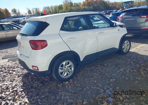 2022 Hyundai Venue Se из США, поврежденный, VIN KMHRB8A38NU197004